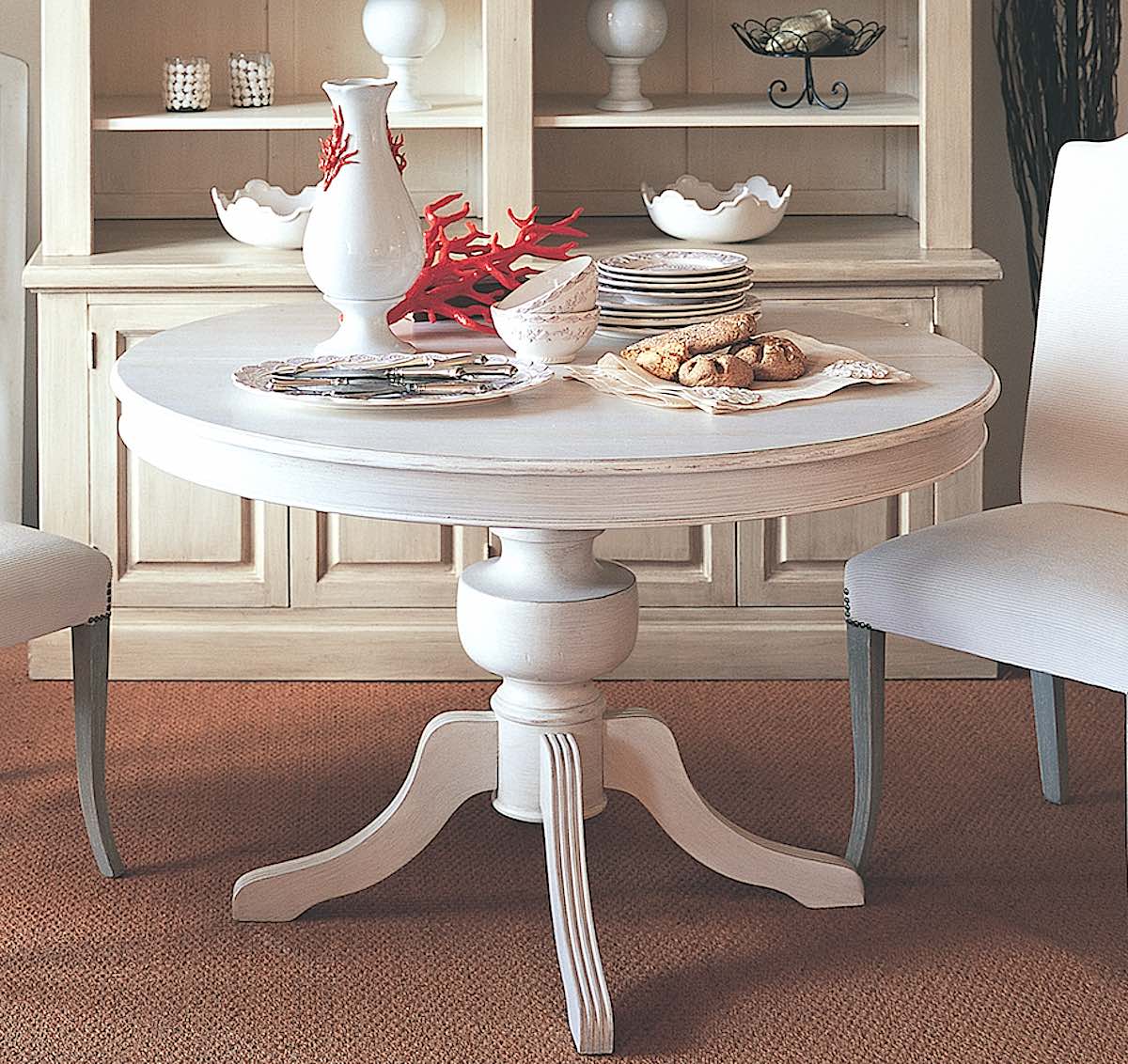 Valeria Extendable Dining Table, Off White Distressed Round Dining Table